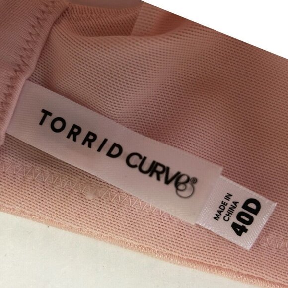 Torrid Curve Perfect T Push Up Underwire Bra SIZE 40D - Picture 4 of 4